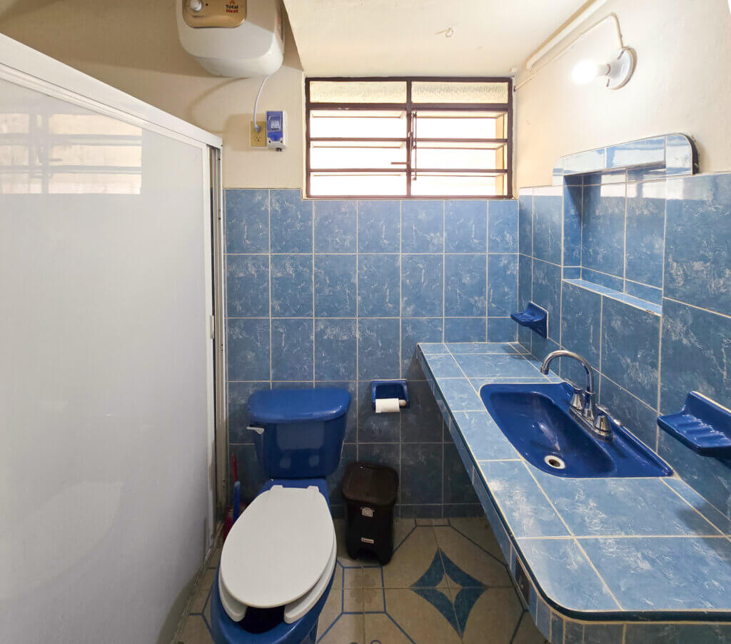 BAÑO 1 CASA JOSSIE